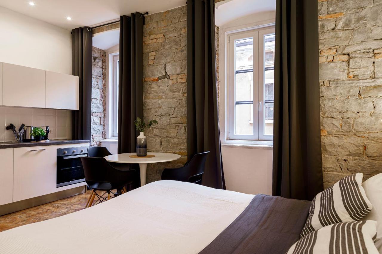Romantic Studio In The Heart Of Trieste Exterior photo